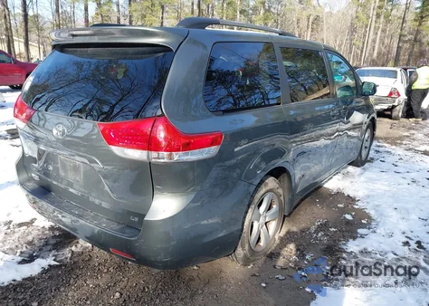 2012 Toyota Sienna Le V6 8 Passenger из США, поврежденный, VIN 5TDKK3DC7CS193340